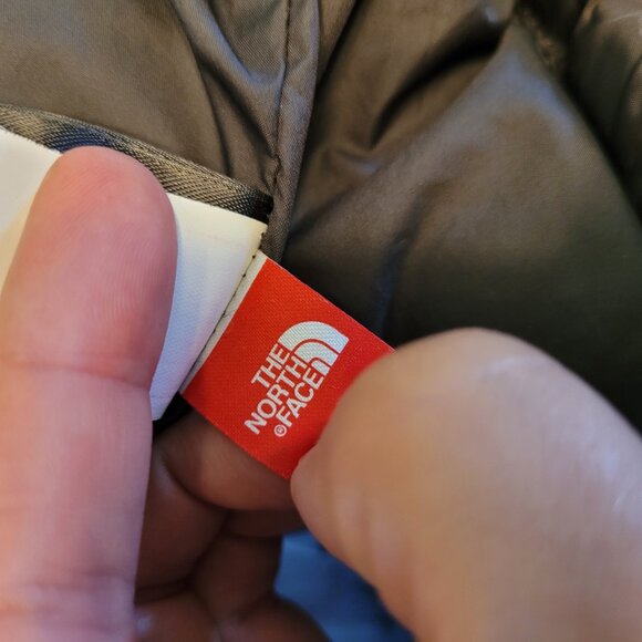 The North Face Vintage 550 Down Puffer Vest - Picture 11 of 11